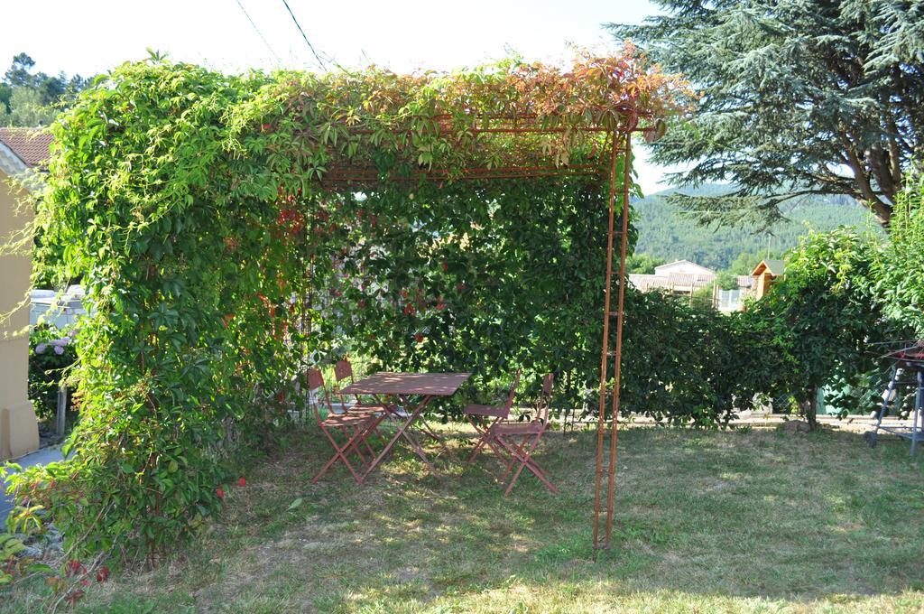Bed and Breakfast La Ribeyrette Chamborigaud Экстерьер фото